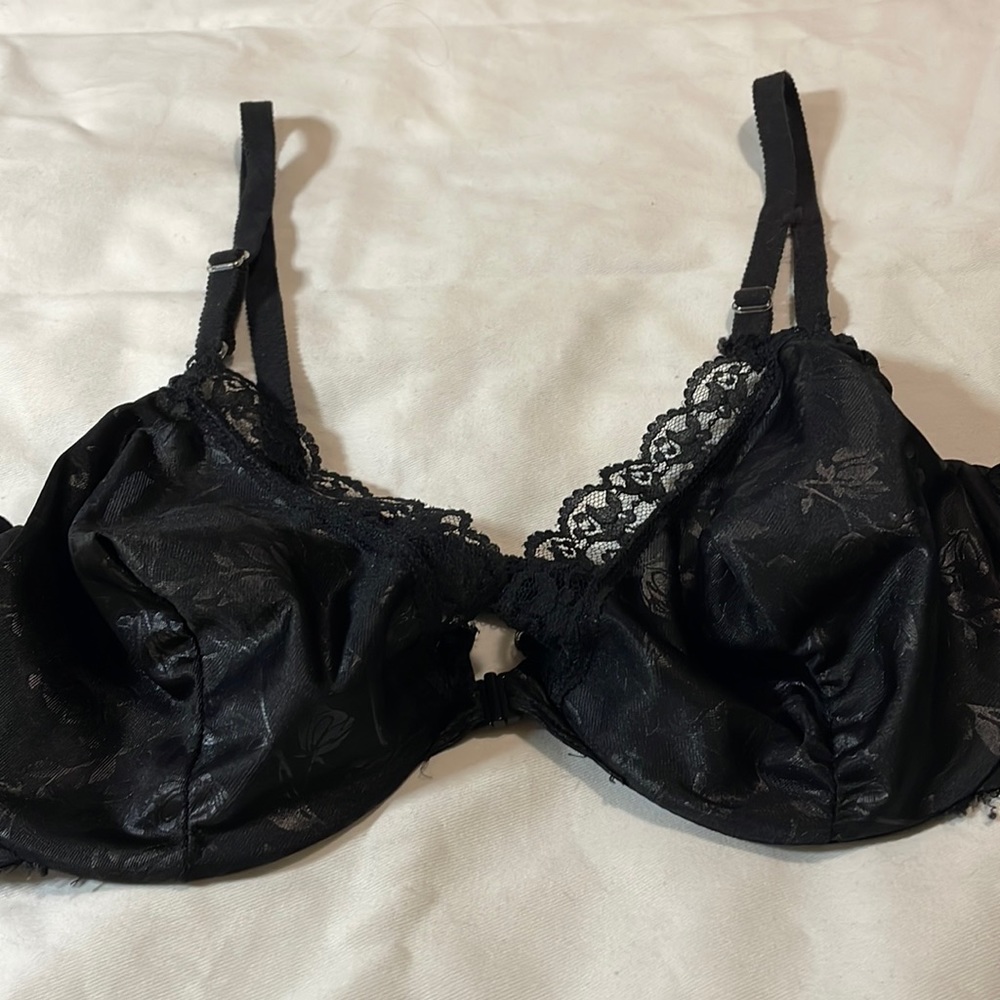 Black bra 🖤